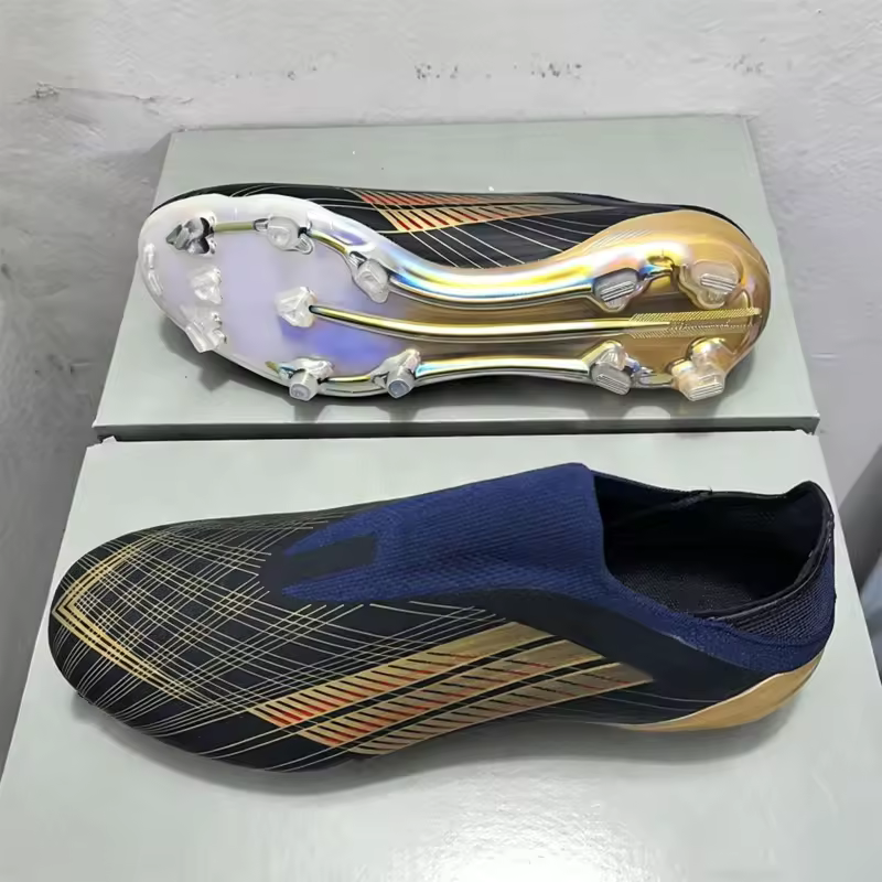 Men's Professional Training Football Soccer Shoes Anti-Long Nails Turf Boots Spring Autumn Broken Nails Soccer Shoes